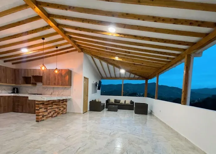 Comoda Casa Con Espectacular Vista A La Piedra Y Embalse